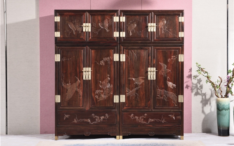 �������